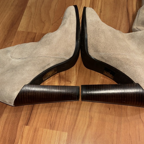 Colin Stuart Slouch Heeled Boots - Picture 8 of 14